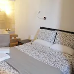 Garbatella Suites